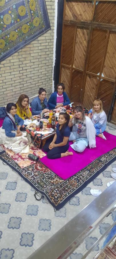 Kamir Guest House بخارى المظهر الخارجي الصورة