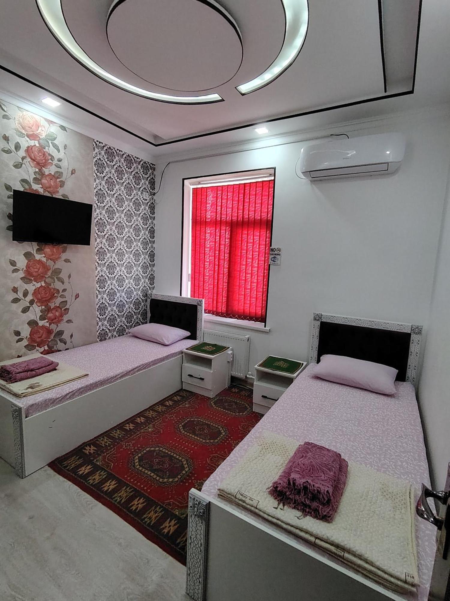 Kamir Guest House بخارى الغرفة الصورة